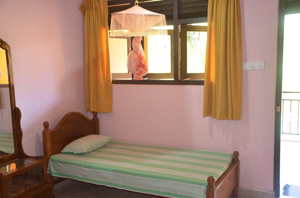 Sunny Lanka Guest House Matara Kamer foto